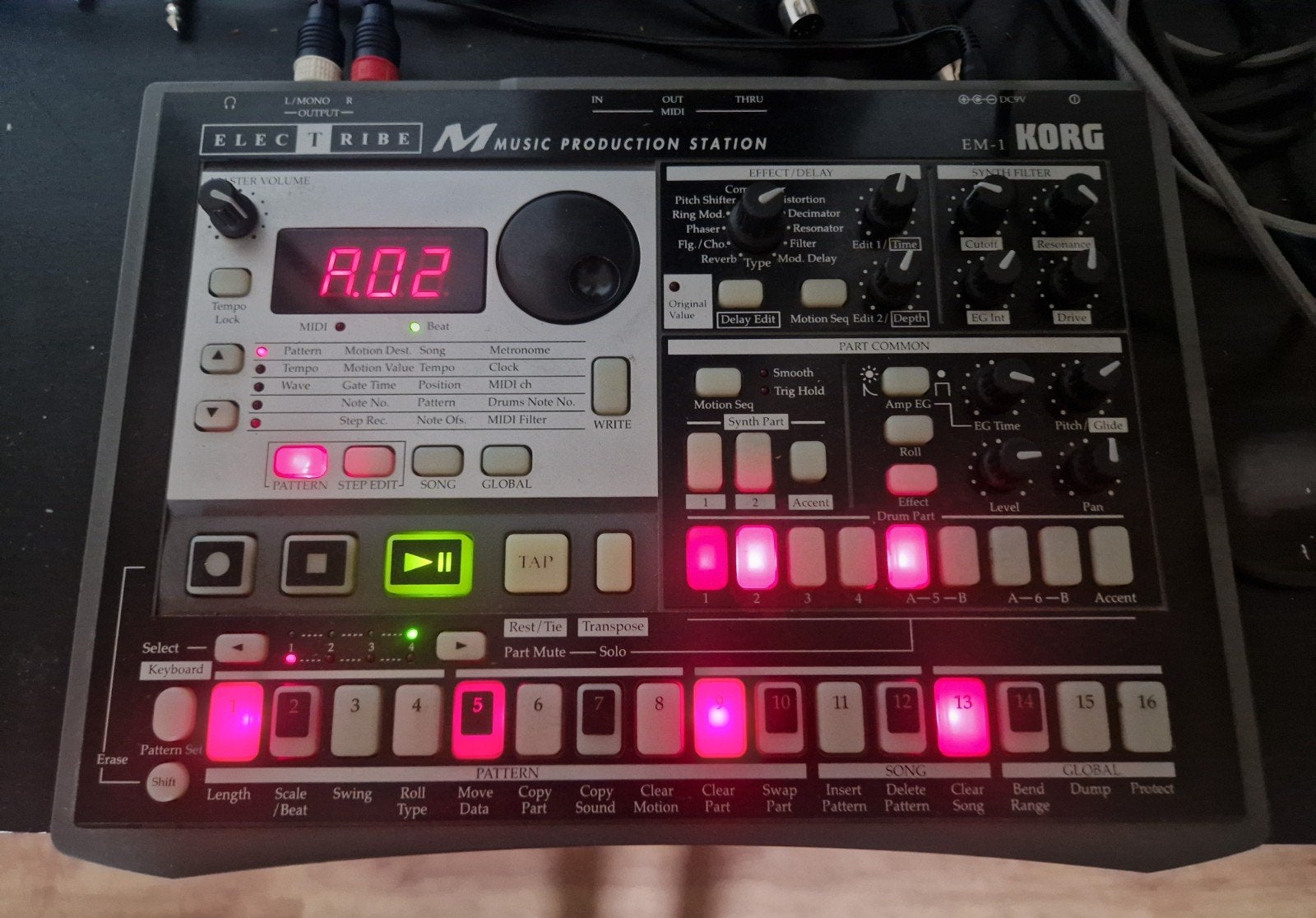 Korg EM-1, Muziek en Instrumenten, Synthesizers, Ophalen, Gebruikt, Overige aantallen, Korg