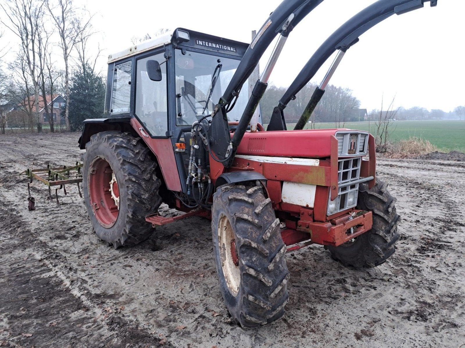 voorlader international tractor agrarisch 844 IHC Bak 744 IH, Ophalen, Glastuinbouw, Grondbewerking