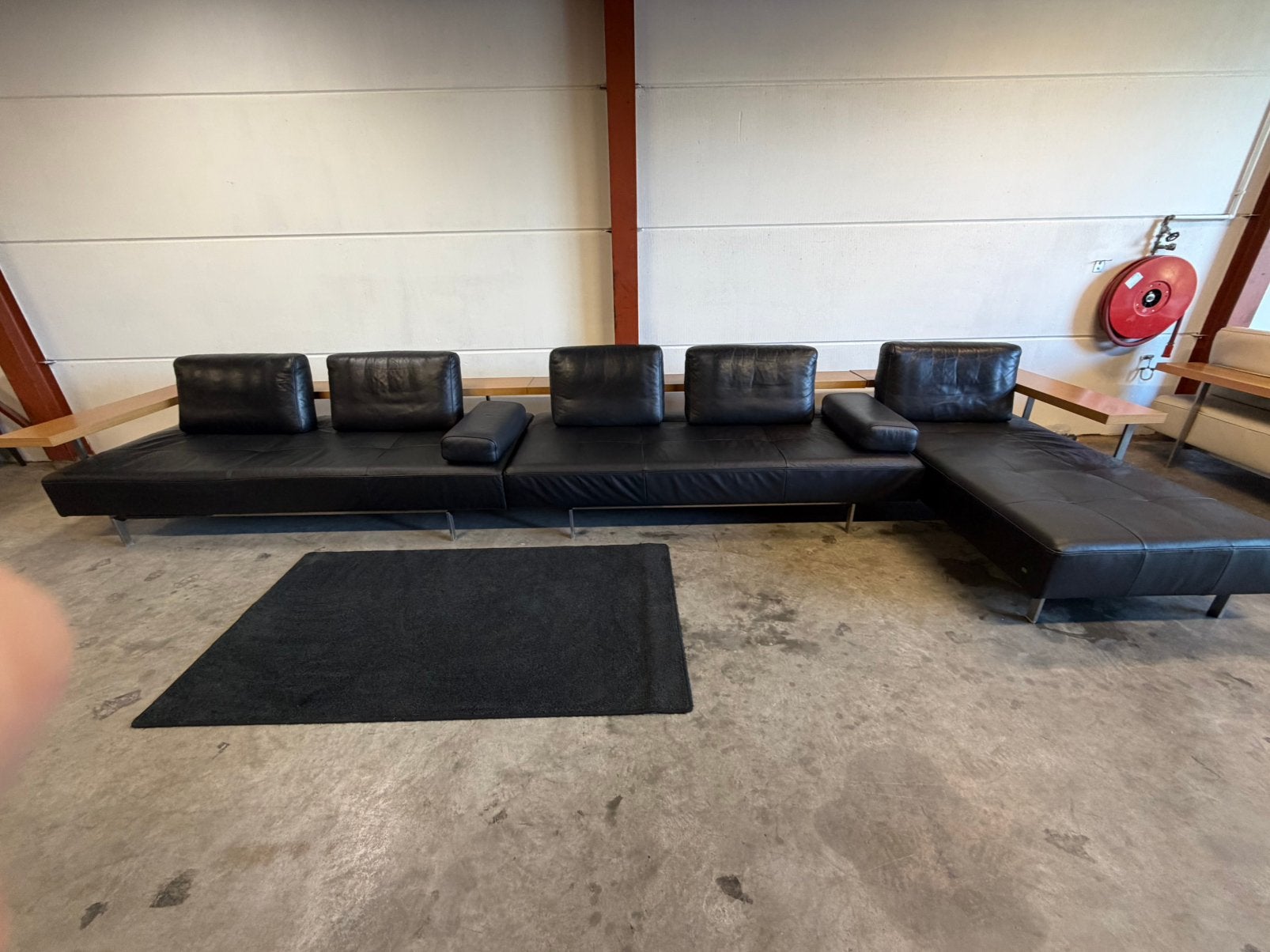 Foto 3 van Design leren hoekbank bankstel zwart leer Rolf Benz Dono