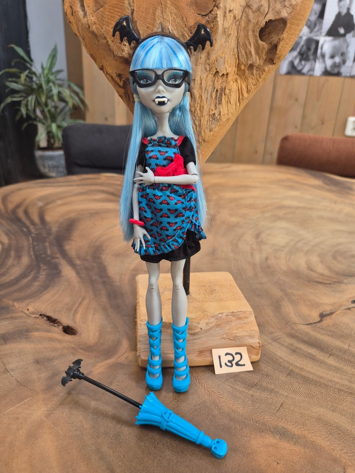 Monster High Ghoulia Yelps pop met accessoires, Kinderen en Baby's, Ophalen of Verzenden, Gebruikt, Overige typen