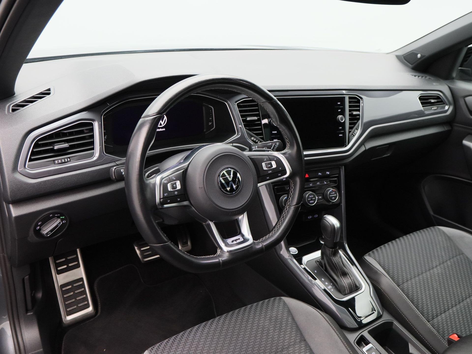 Volkswagen T-Roc 1.5 TSi 150 Pk Automaat R line | Trekhaak |, Auto's, Volkswagen, 1254 kg, 4 cilinders, 150 pk, Origineel Nederlands