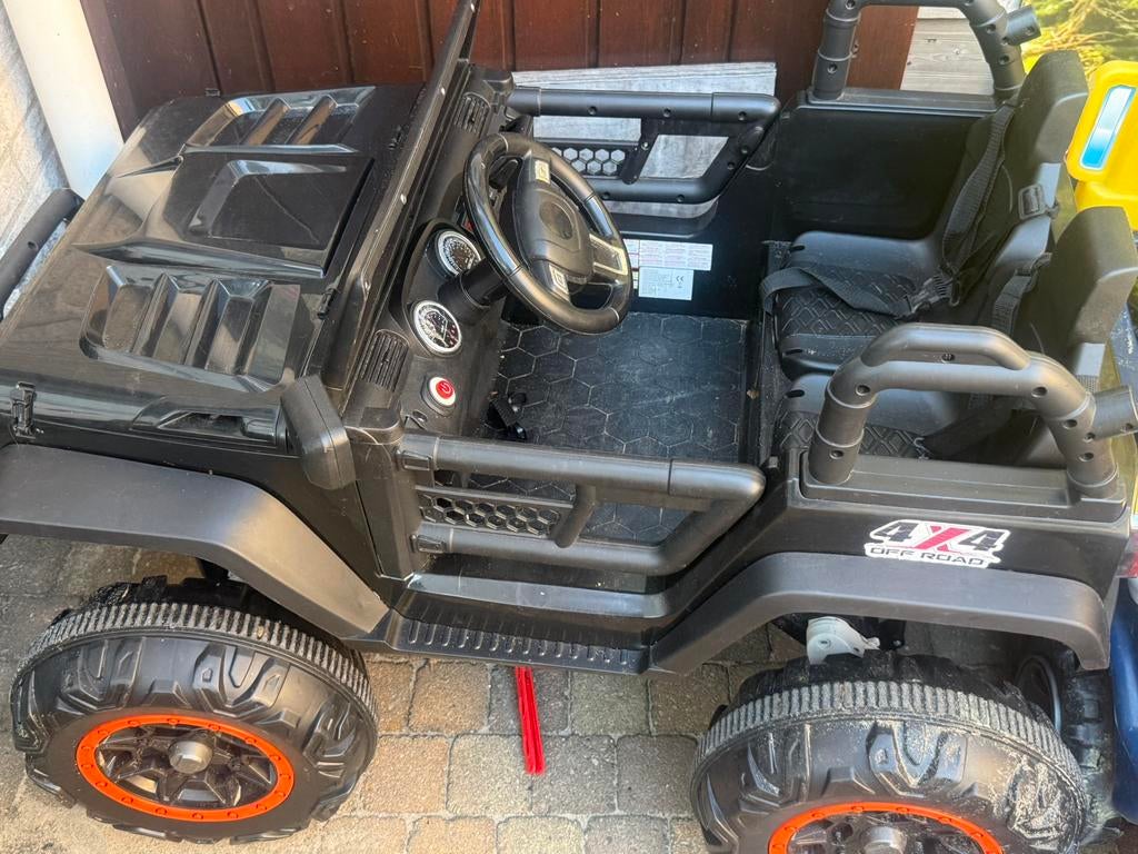4x4 auto kinderen, Ophalen, Zo goed als nieuw