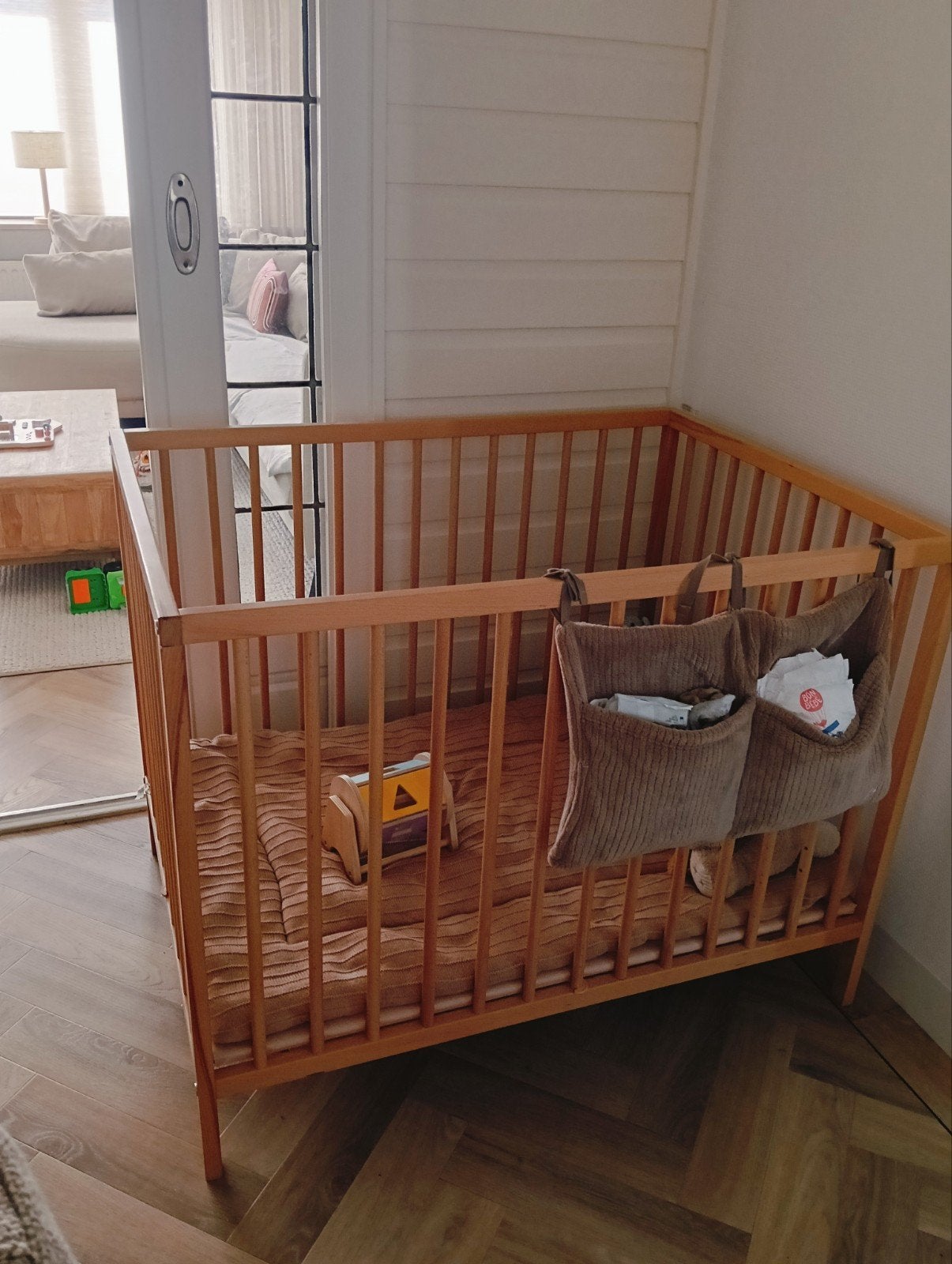 Box prenatal inclusief boxkleed. Zo goed als nieuw, Kinderen en Baby's, Boxen, Ophalen of Verzenden, Zo goed als nieuw