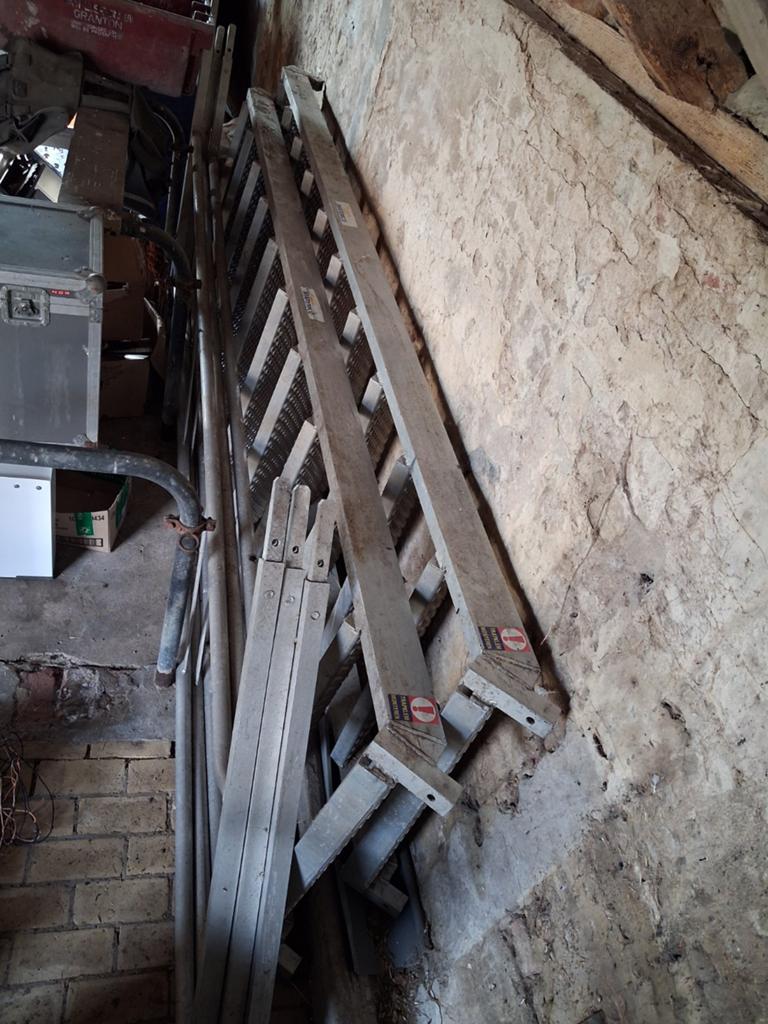 Steiger trappen, Ophalen, Gebruikt, 2 tot 4 meter