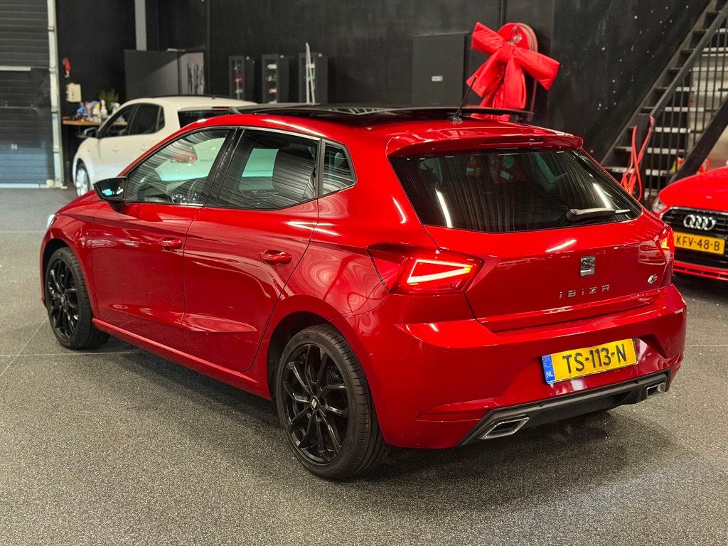 Seat Ibiza 1.0 TSI FR Business Intense NAVI/LED/PANO/SFEERV/, Stof, Euro 6, 95 pk, Automatische klimaatregeling