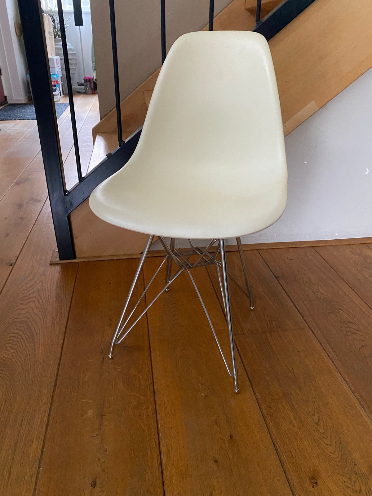 Eames DSW kinderstoel replica, Huis en Inrichting, Stoelen, Ophalen, Kunststof, Gebruikt, Wit