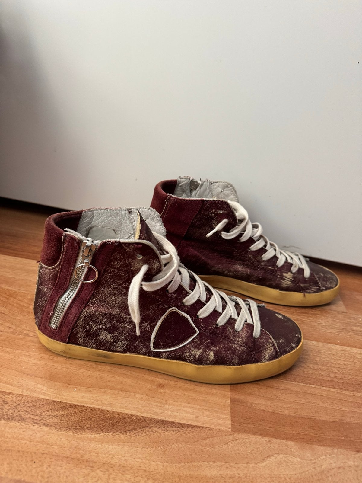 Philippe Model halfhoge sneakers aubergine gevlekt leer, Kleding | Dames, Overige kleuren, Ophalen of Verzenden, Sneakers of Gympen