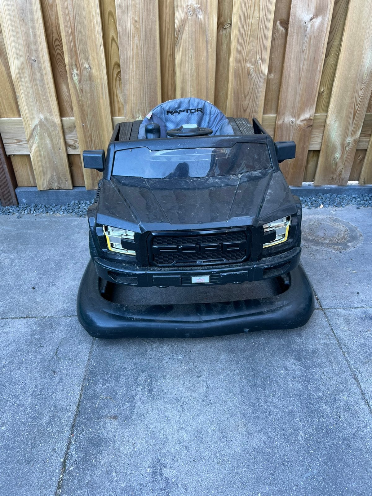 Loopwagen Ford Raptor, Ophalen, Zo goed als nieuw
