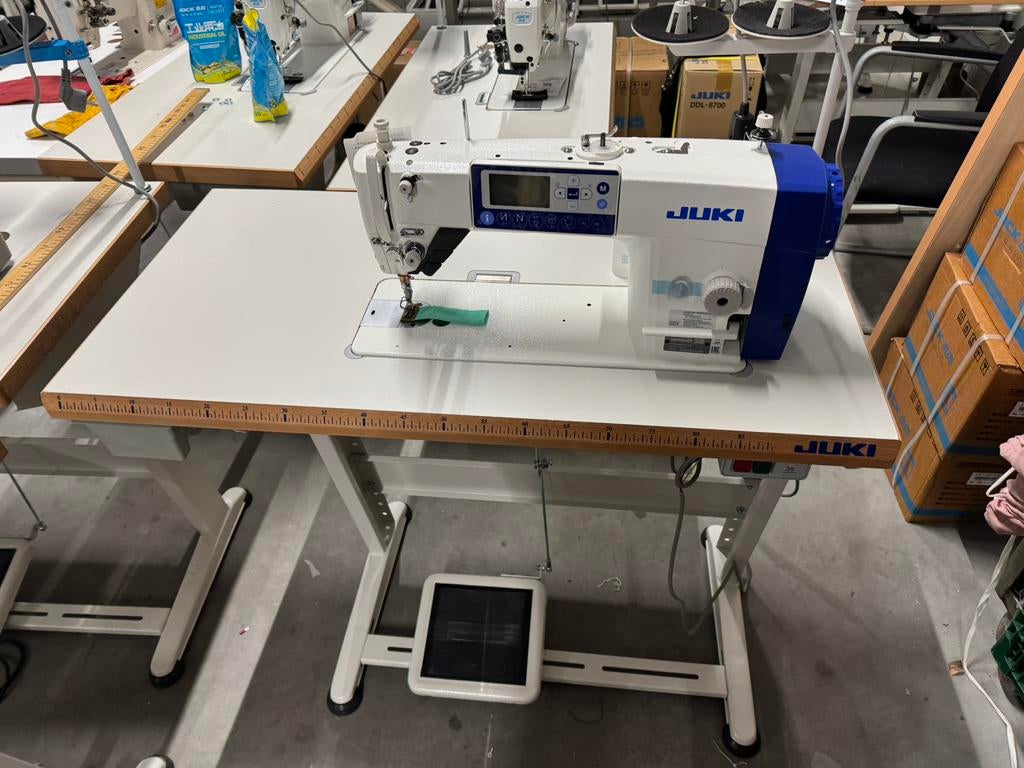 Industriele naaimachine juki ddl8000a automaat nieuw, Hobby en Vrije tijd, Naaimachines en Toebehoren, Overige merken, Nieuw, Juki