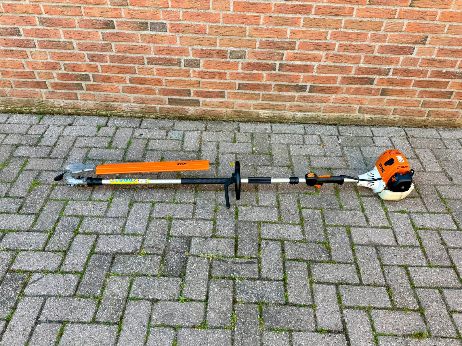 Nete Stihl HL 100 Stokheggenschaar op benzine hl 94, Tuin en Terras, Heggenscharen, Zo goed als nieuw, Benzine, Ophalen