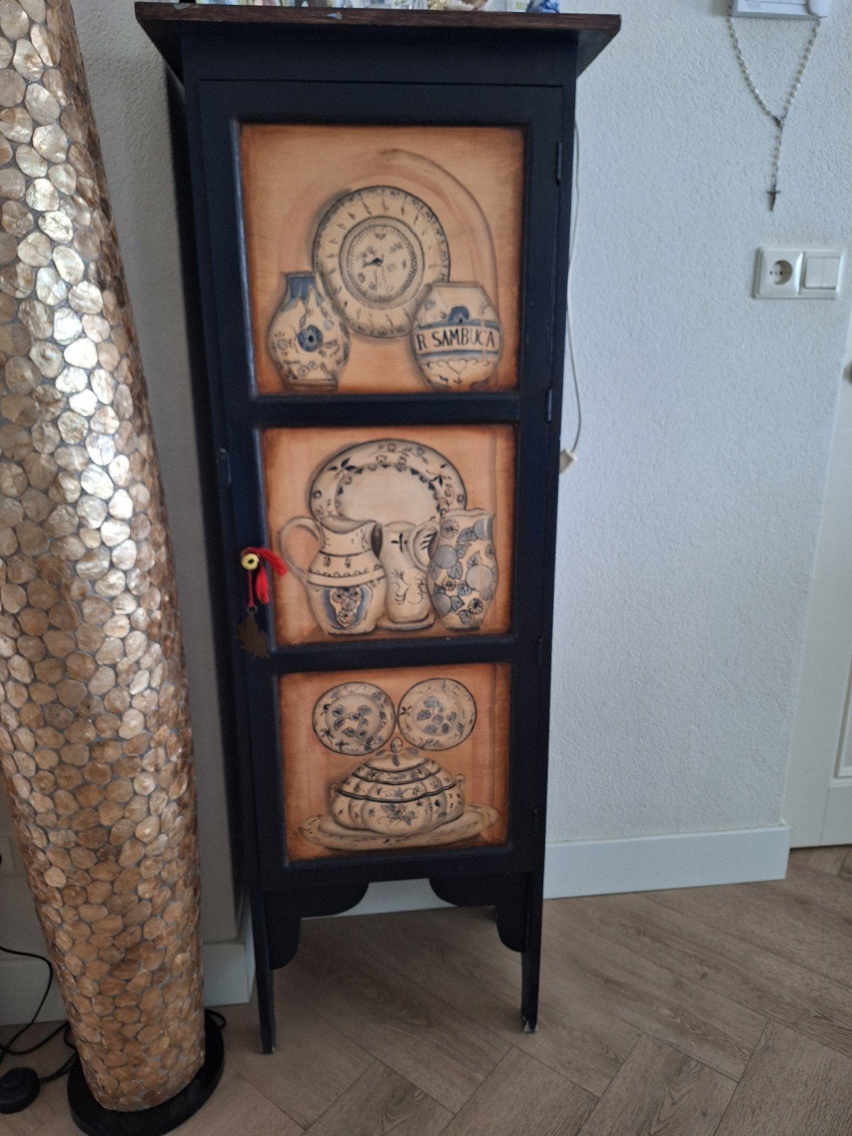 Unieke handgeschilderde kast met Delfts blauw decor, Antiek en Kunst, Antiek | Meubels | Kasten, Ophalen