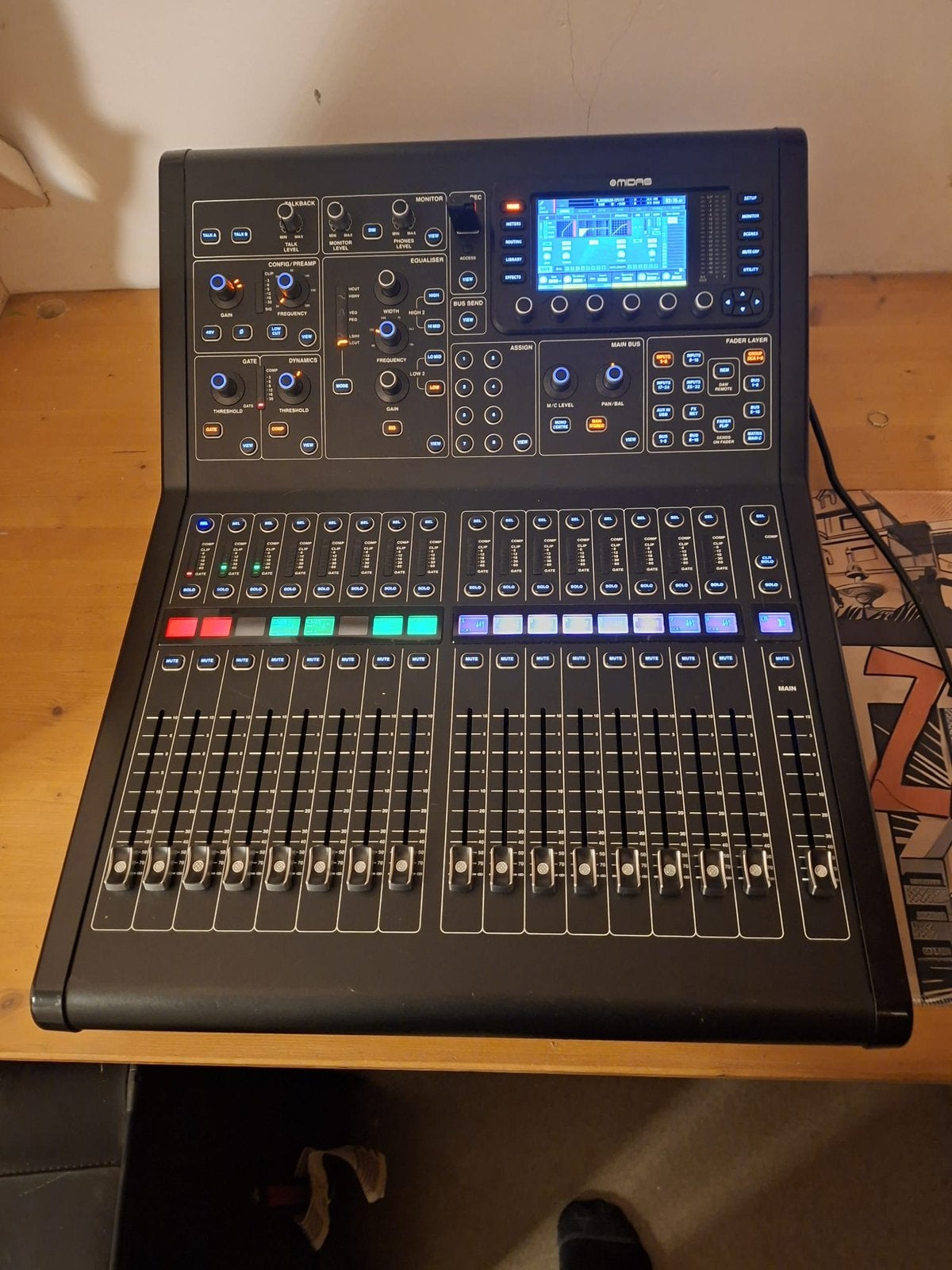 Midas m32r, Ophalen of Verzenden, Zo goed als nieuw, 20 kanalen of meer