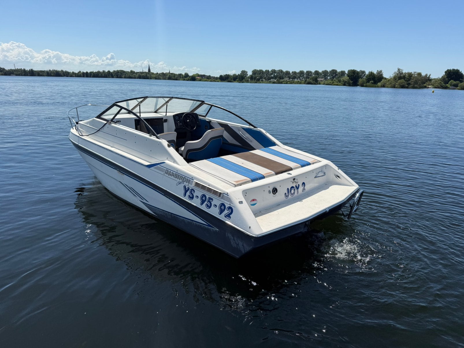 Glastron SSV 175/179, Ophalen, Gebruikt, Binnenboordmotor, Elektrische start