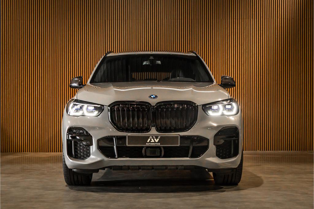 BMW X5 xDrive45e M-Sport | Panorama | Laser | H&K | Trekhaak, Gebruikt, 398 pk, Leder, Hybride Elektrisch/Benzine