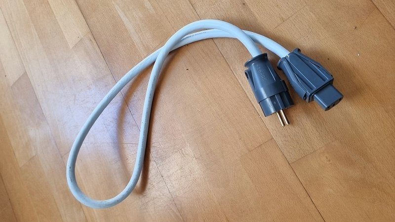 Stroomkabel Supra lorad 1 mtr, Ophalen of Verzenden, Zo goed als nieuw, Minder dan 2 meter, Overige kabels