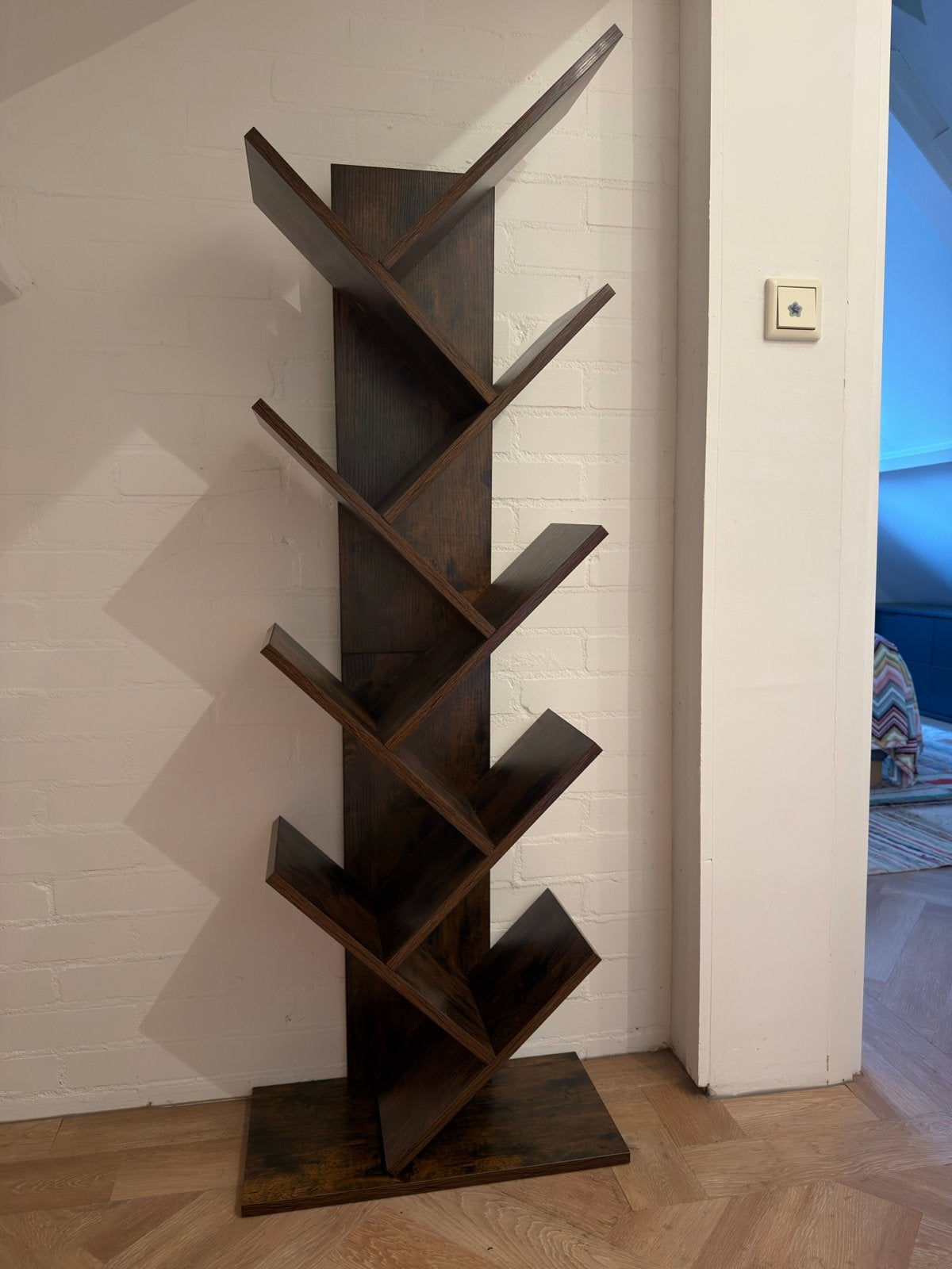 Boomvormige Boekenkast - Modern en Ruimtebesparend, Met plank(en), Minder dan 50 cm, Ophalen of Verzenden, Zo goed als nieuw