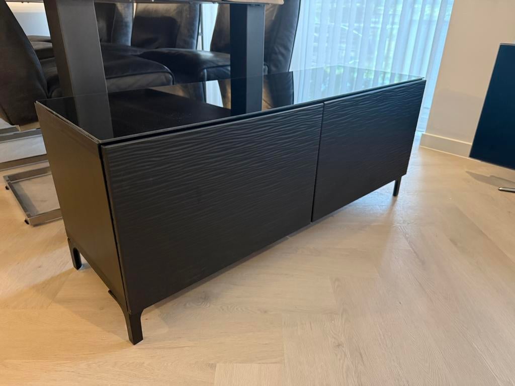 TV kast Ikea zwart 120 cm, Huis en Inrichting, Kasten | Dressoirs, Ophalen, Zo goed als nieuw, 25 tot 50 cm, 100 tot 150 cm