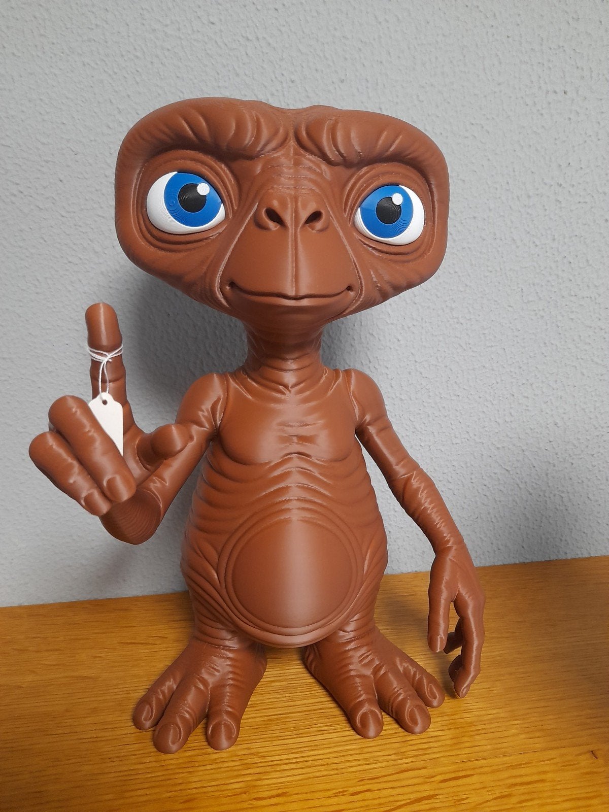 E.T ca 33 cm hoog, Ophalen