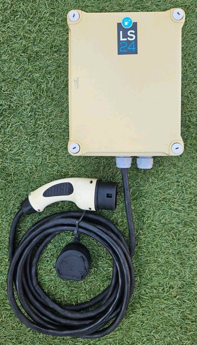 3,7kW Laadstation laadpaal laadpunt wallbox laadkabel type 2, Ophalen of Verzenden