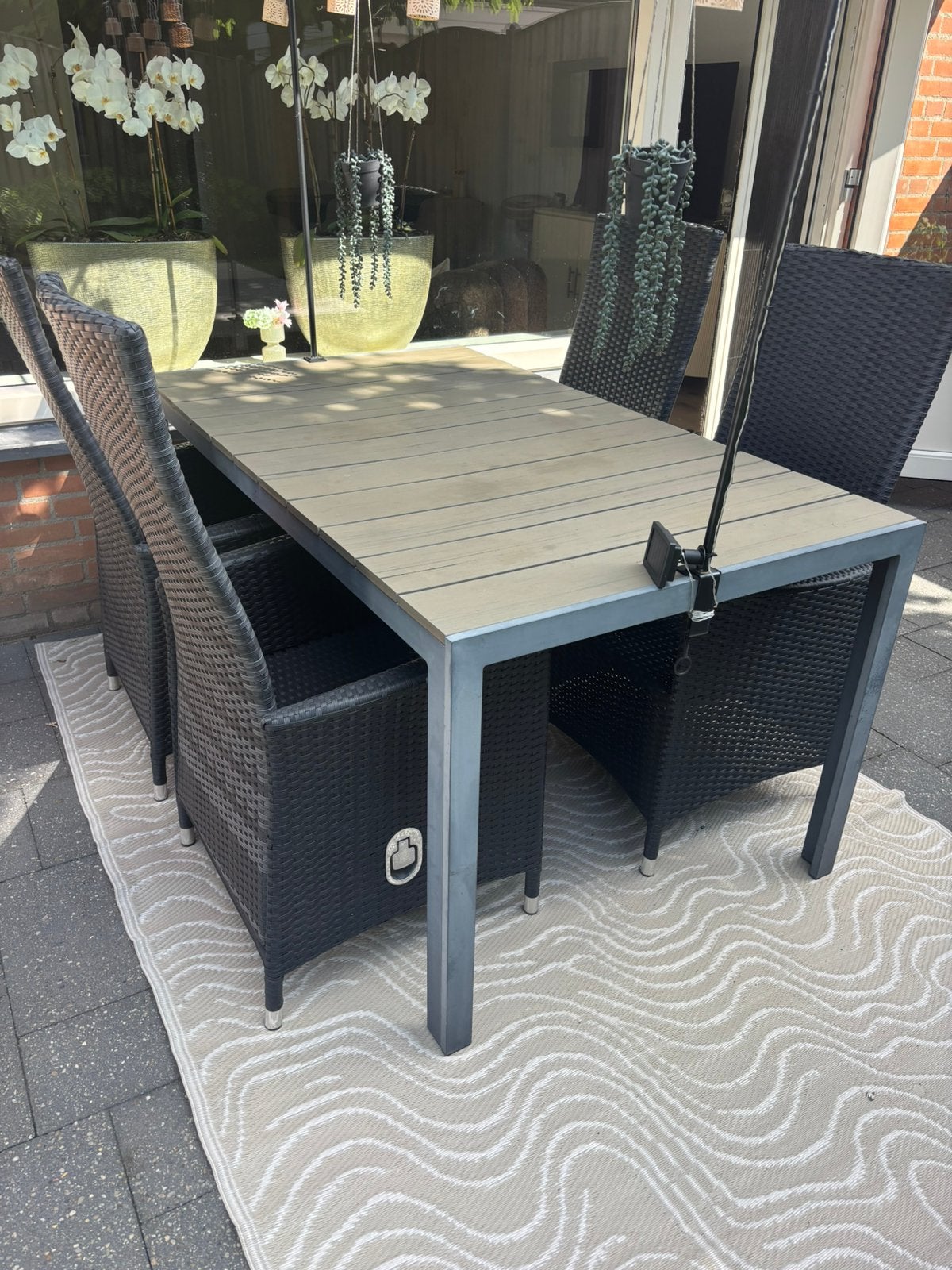 Tuinset winker met wel wat mankementen, Ophalen, 4 zitplaatsen, Gebruikt, Eettafel