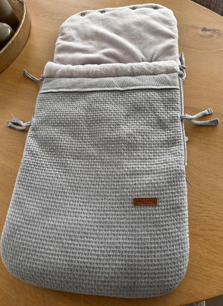 Grijze voetenzak van baby’s only voor maxicose, Kinderen en Baby's, Overige Kinderen en Baby's, Ophalen, Zo goed als nieuw