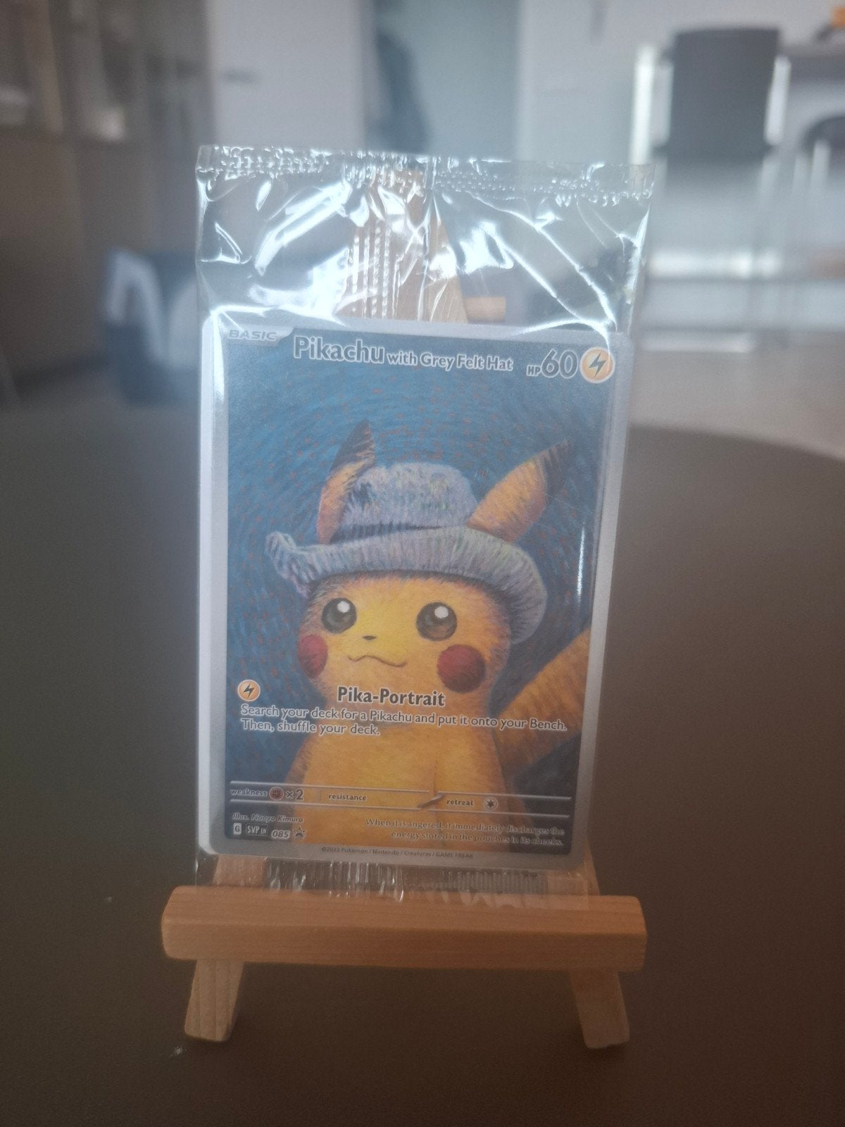 Pikachu with Gray Felt Hat (In Orginele Verpakking), Ophalen of Verzenden, Nieuw, Losse kaart