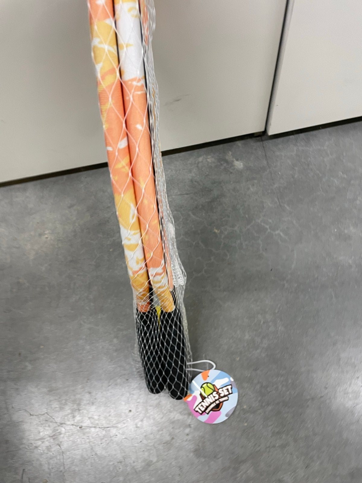 Nieuwe tennis set zwart/oranje - Ongebruikt, Sport en Fitness, Ophalen of Verzenden, Nieuw, Overige typen, Overige merken