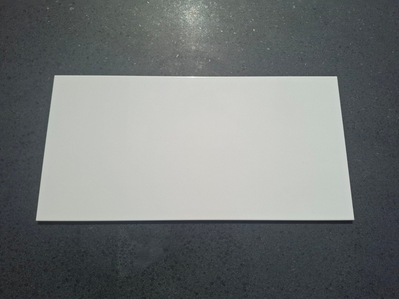 Witte wandtegels 30x60 cm – ca. 5,4 m², Ophalen, 40 tot 60 cm, Nieuw, 5 tot 10 m²