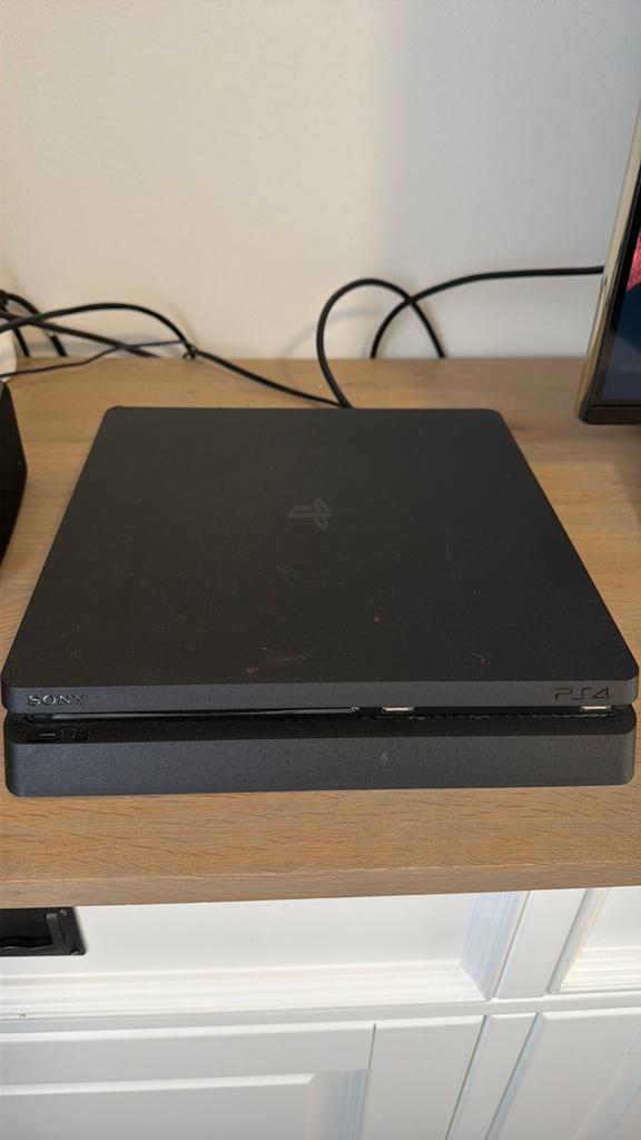 PlayStation 4 (geen controllers), Spelcomputers en Games, Spelcomputers | Sony PlayStation 4, Ophalen of Verzenden, Zonder controller