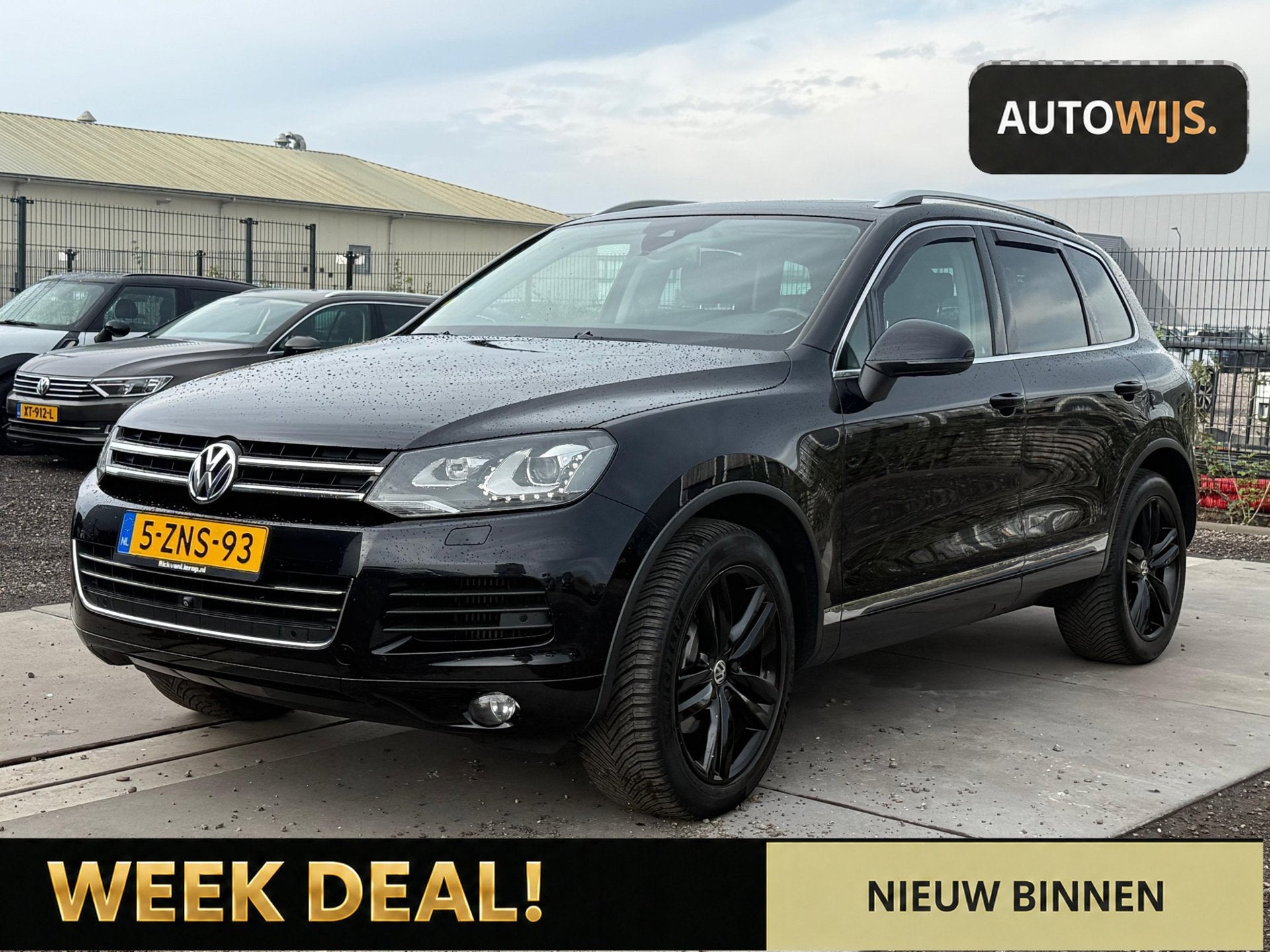 Volkswagen Touareg 3.0 TDI R-line|LED|LEDER|PANO|AUT|ELEK ST, Auto's, Automaat, Gebruikt, Zwart, 255 €/maand