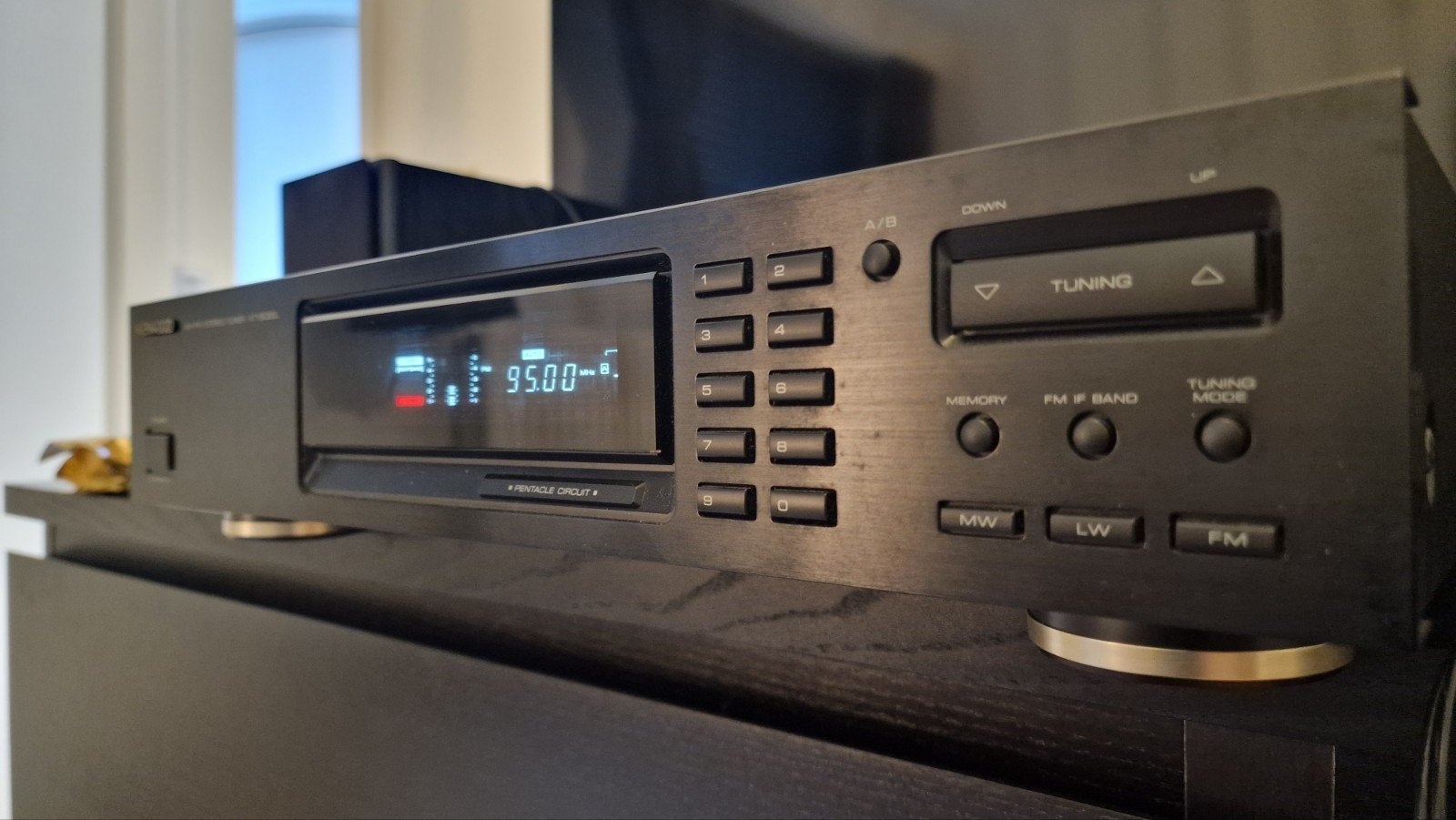 Kenwood KT5020L tuner, Audio, Tv en Foto, Ophalen of Verzenden, Zo goed als nieuw, Overige merken