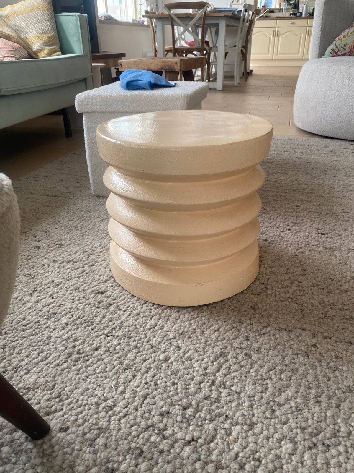 HK living bijzettafel creme kleur, terracotta, Huis en Inrichting, Ophalen, Gebruikt, Overige materialen