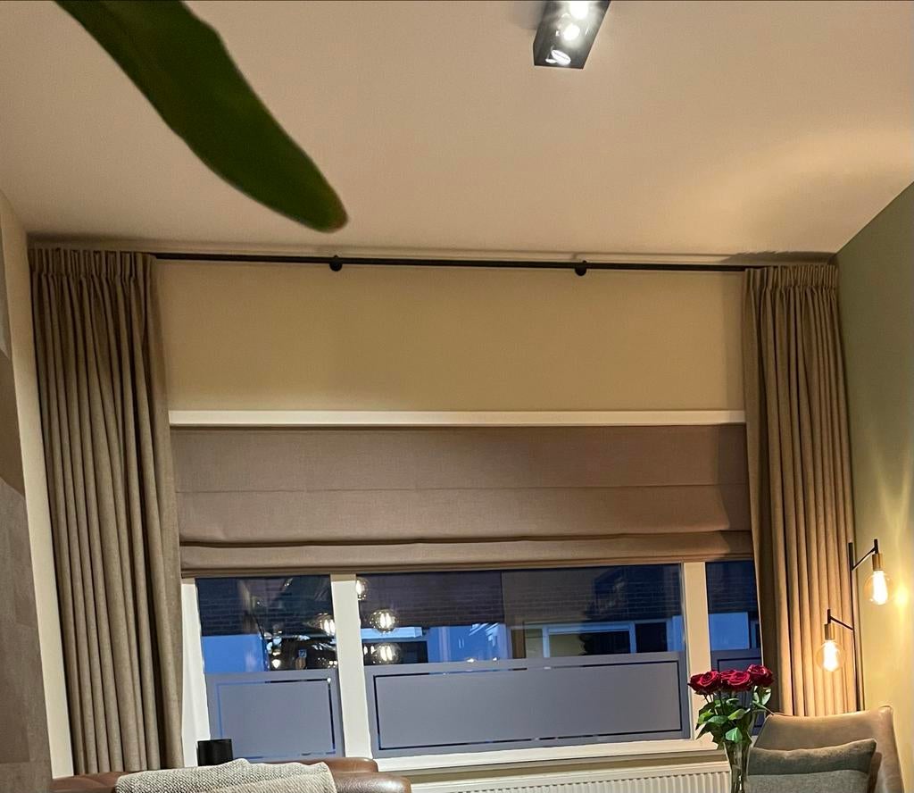 Zwarte gordijnroede 325cm, Ophalen, Gebruikt, Zwart, 200 cm of meer