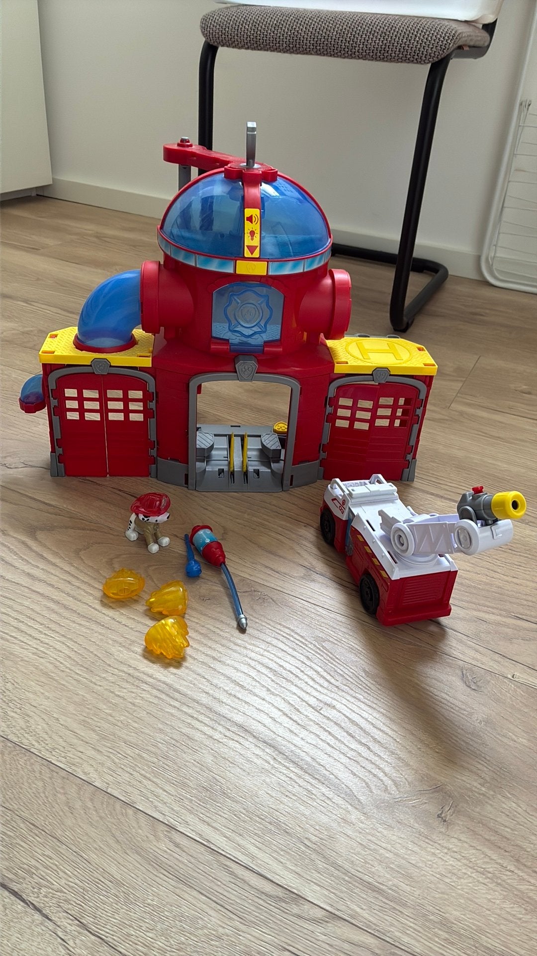Brandweer kazerne paw patrol, Kinderen en Baby's, Speelgoed | Actiefiguren, Ophalen, Gebruikt