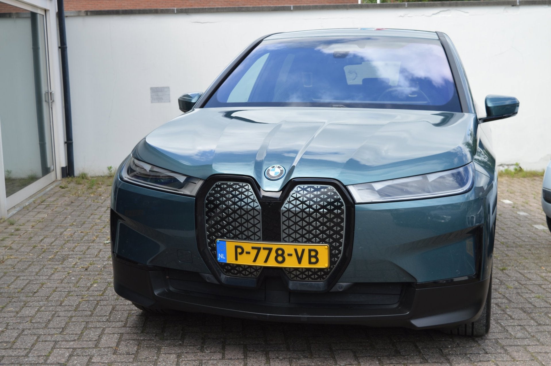 BMW IX XDrive40 High Executive/1 Eig/Trekhaak/harman kardon/, Gebruikt, Zwart, Blauw, Vierwielaandrijving