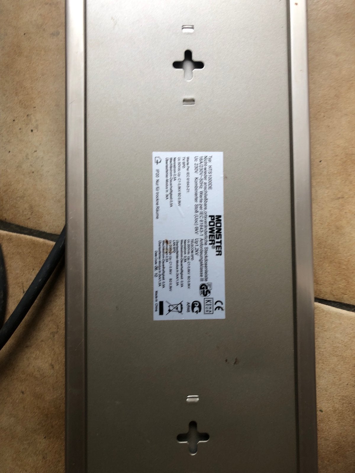 Monster Power HTS 1000 Home Theater PowerCenter, Ophalen, Gebruikt