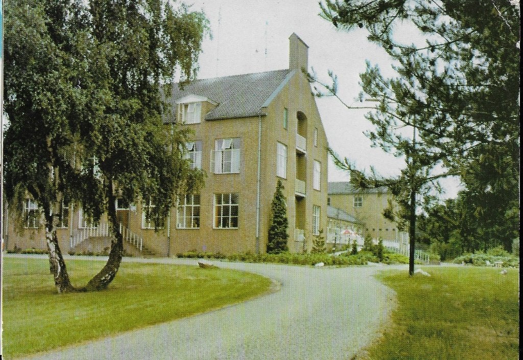 Heeze Vormings centum Kapellerput Ansichtkaart (4063 ), Verzamelen, Ansichtkaarten | Nederland, Ophalen of Verzenden, 1980 tot heden