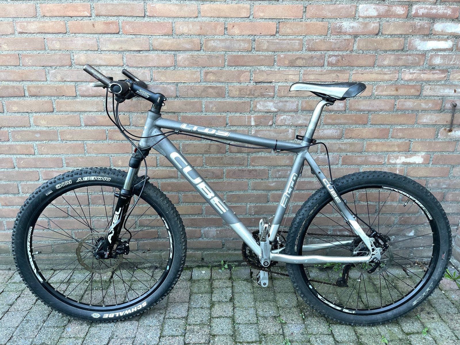 Grijze CUBE LTD 3 Mountainbike 26 inch, Gebruikt, 49 tot 53 cm, Meer dan 20 versnellingen, Schijfrem