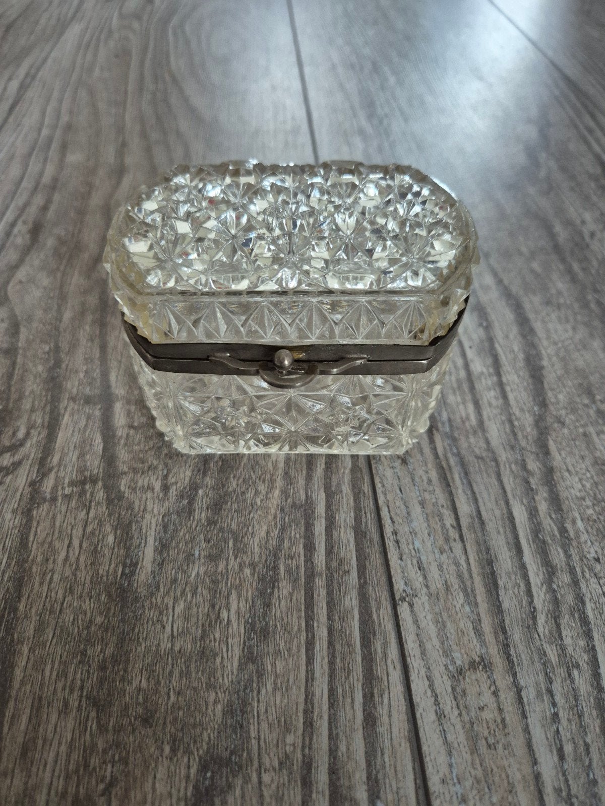 kristallen (sieraden)doosje, Ophalen