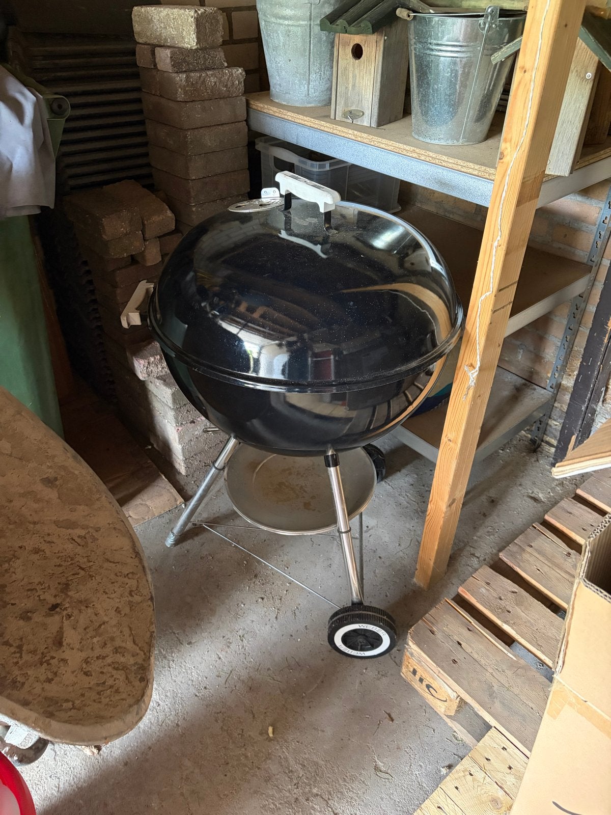 Zwarte weber barbecue met deksel en hoes, Ophalen, Gebruikt