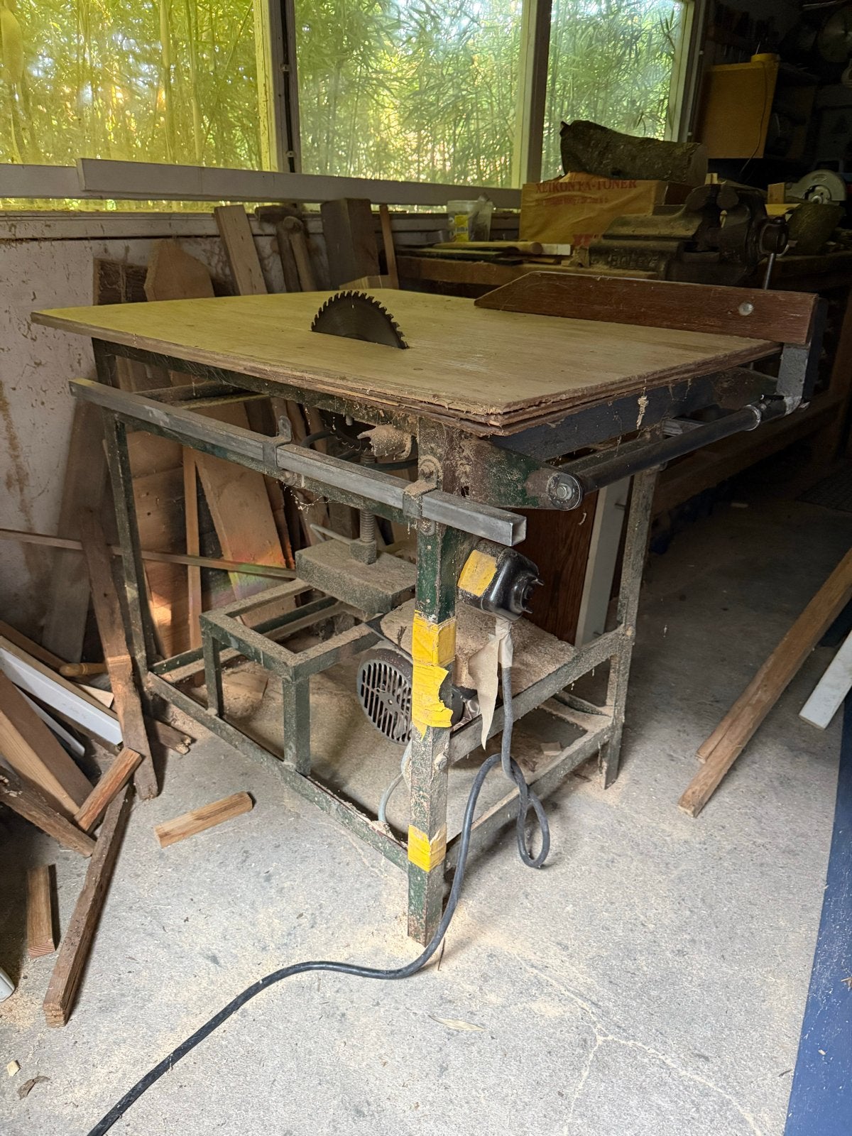 Robuuste Tafelzaag - Ideaal voor Houtbewerking, Ophalen, Gebruikt, Cirkelzaag, 30 tot 70 mm