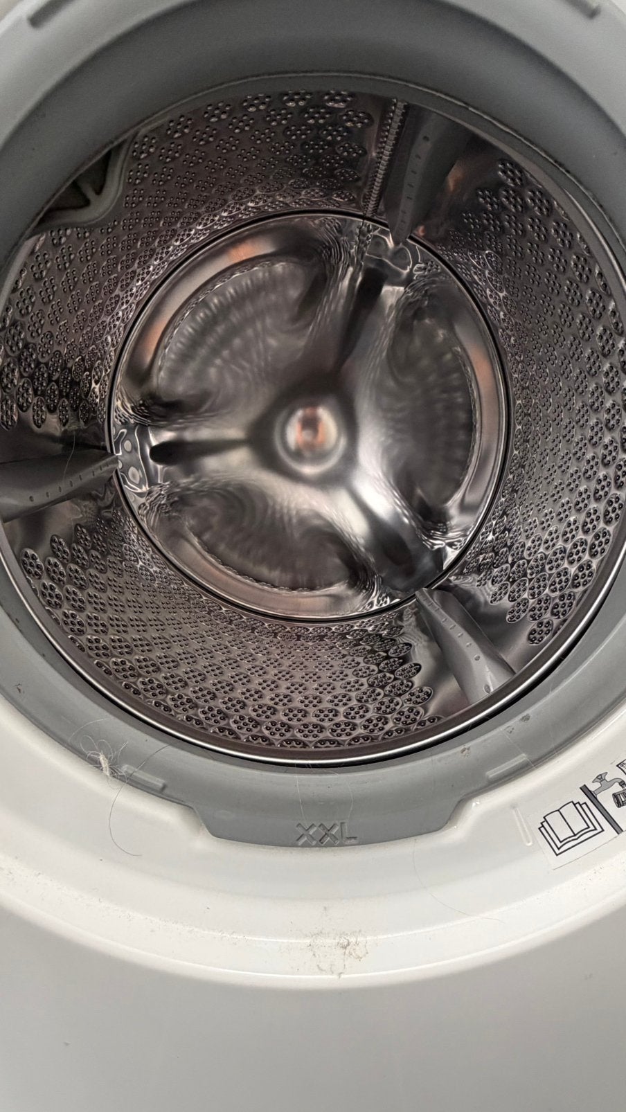 Foto 10 van AEG Wasmachine & AEG Warmtepompdroger (Set of Los Te Koop)
