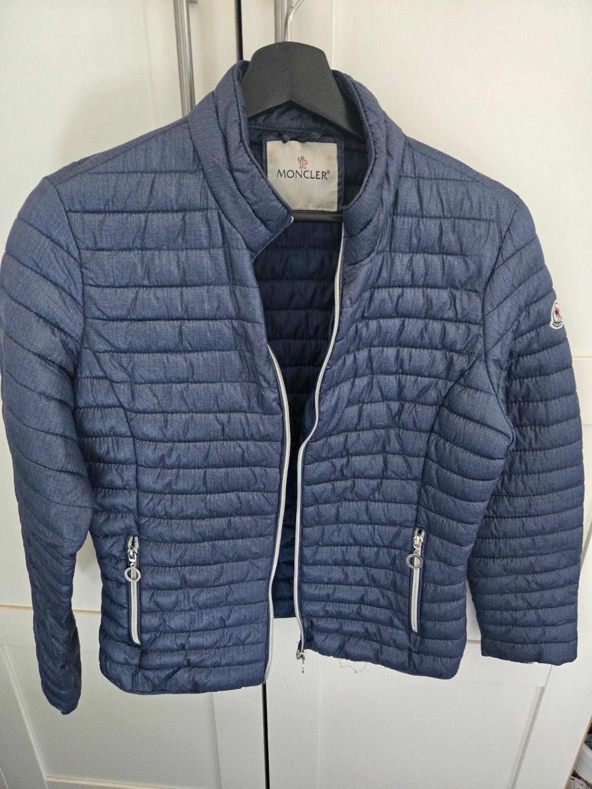 Moncler jas - Blauw - Maat S, Blauw, Moncler, Ophalen of Verzenden, Zo goed als nieuw
