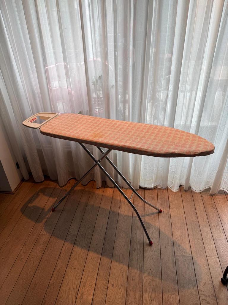In hoogte verstelbare strijkplank 125x40 cm, Ophalen, Gebruikt