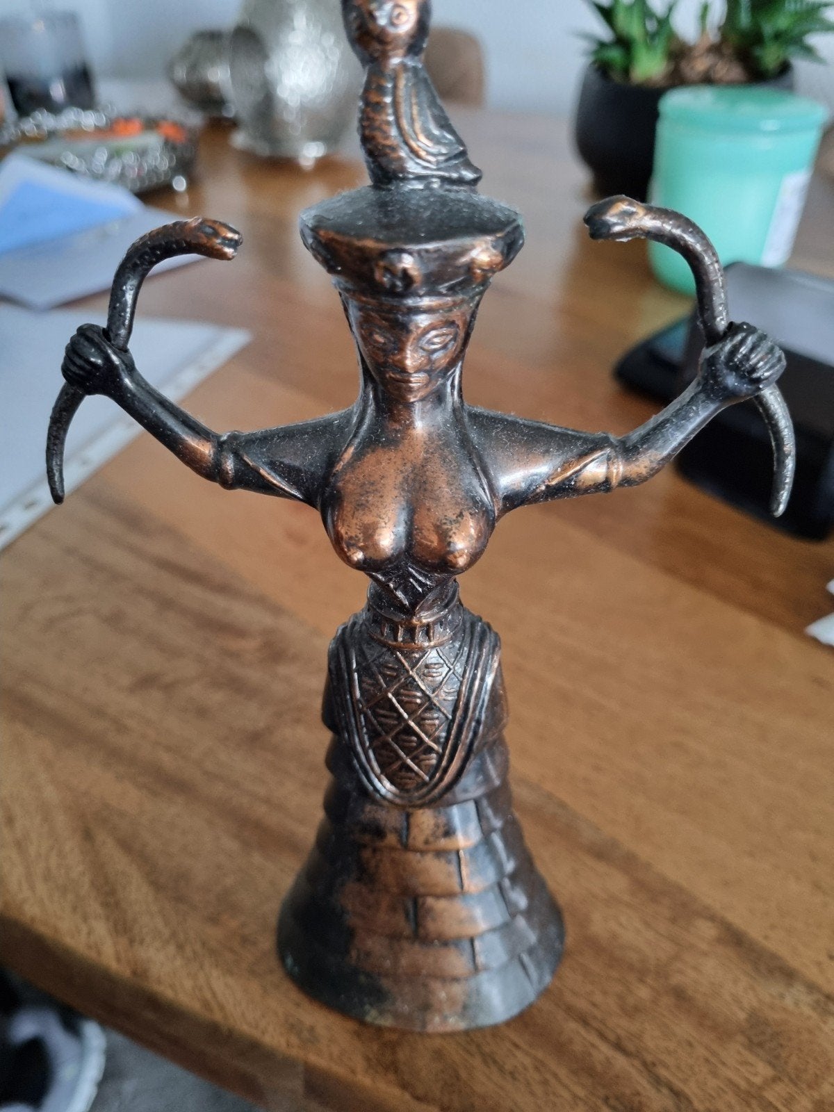 Bronzen Slangengodin. Beeldje met Uil en slangen, Overige onderwerpen, Minder dan 20 cm, Ophalen of Verzenden, Beeld