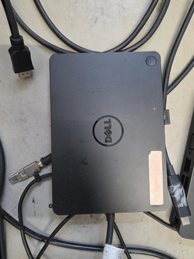 Dell WD15 Docking Station - Gebruikt, Ophalen of Verzenden, Dell, Docking station, Gebruikt