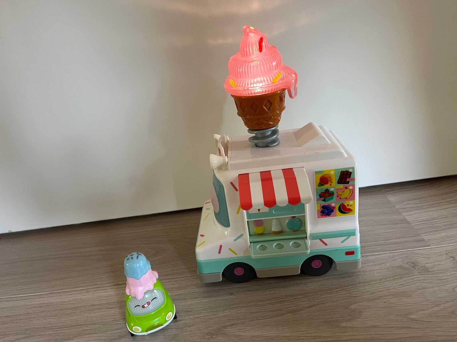 Vtech Interactieve ijscowagen met licht en geluid, Ophalen, Zo goed als nieuw