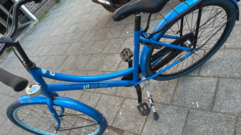 Blauwe fiets met ketting en slot - Rijd prima!, Ophalen of Verzenden, Gebruikt, 20 inch of meer