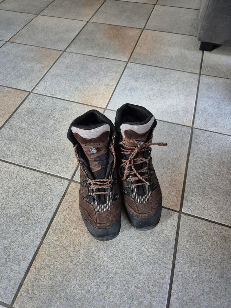 Lowa Khumbu II Wandelschoenen bruin  goretex maat 44,5, Ophalen of Verzenden, Zo goed als nieuw, Schoenen