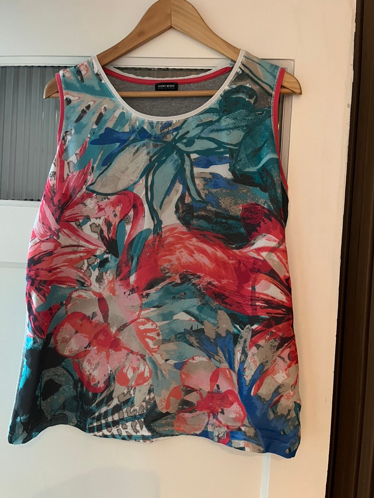 Gerry weber top 46, Ophalen of Verzenden, Zo goed als nieuw, Maat 46/48 (XL) of groter, Korte mouw
